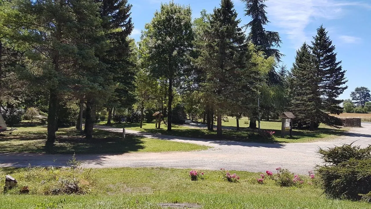 Camping Au Tour De L'Aveyron LʼHospitalet-du-Larzac 2*,  Frankrike