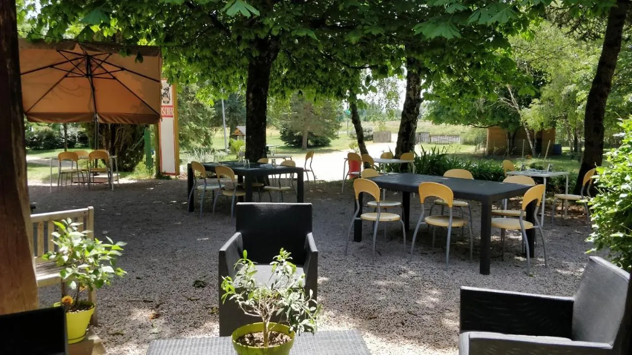 Camping Au Tour De L'Aveyron LʼHospitalet-du-Larzac 2*,